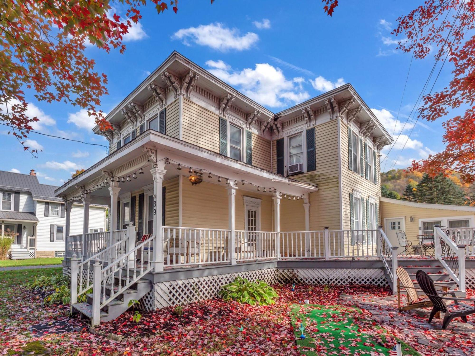 The Kelly House - 4 Bedroom Historic Lodge - Downtown Ellicottville Eksteriør bilde